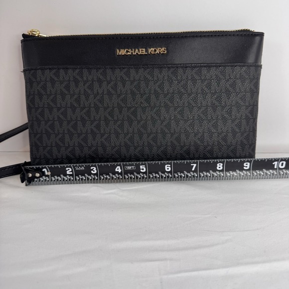 Michael Kors Crossbody Bag With Signature Logo Gold Accents Black Leather - Picture 12 of 13